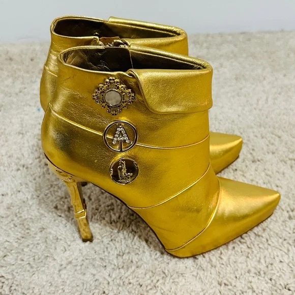 Gorgeous Anna Dello Russo Gold Genuine Leather Ankle Boots Size 40NWOT